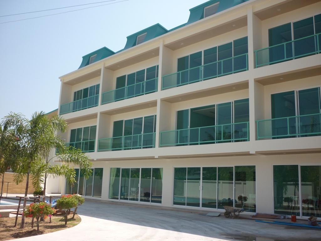 Condor Apartment Nai Harn ภายนอก รูปภาพ