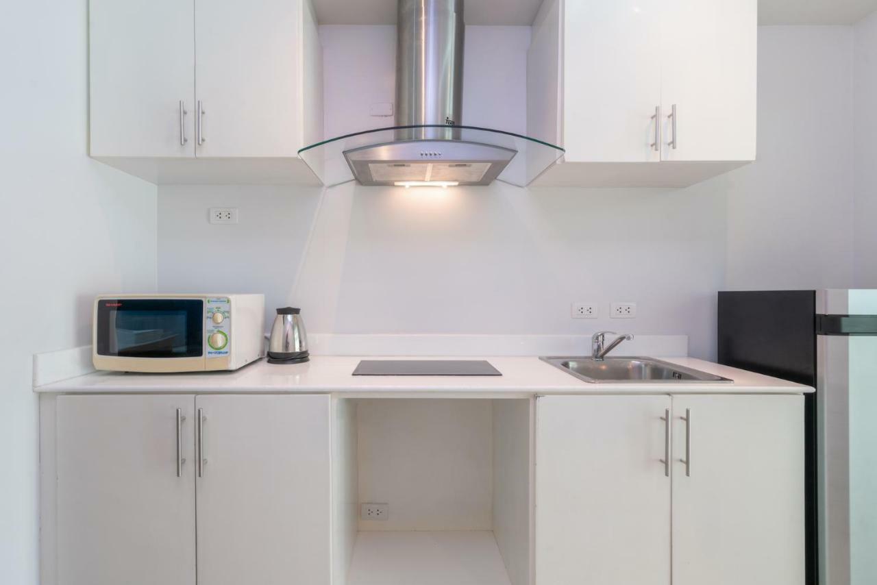 Condor Apartment Nai Harn ภายนอก รูปภาพ