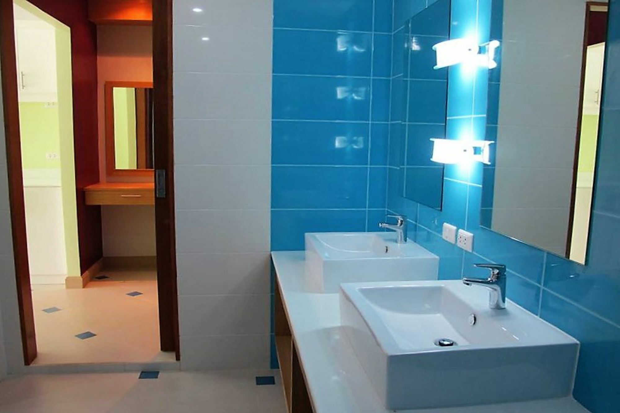 Condor Apartment Nai Harn ภายนอก รูปภาพ