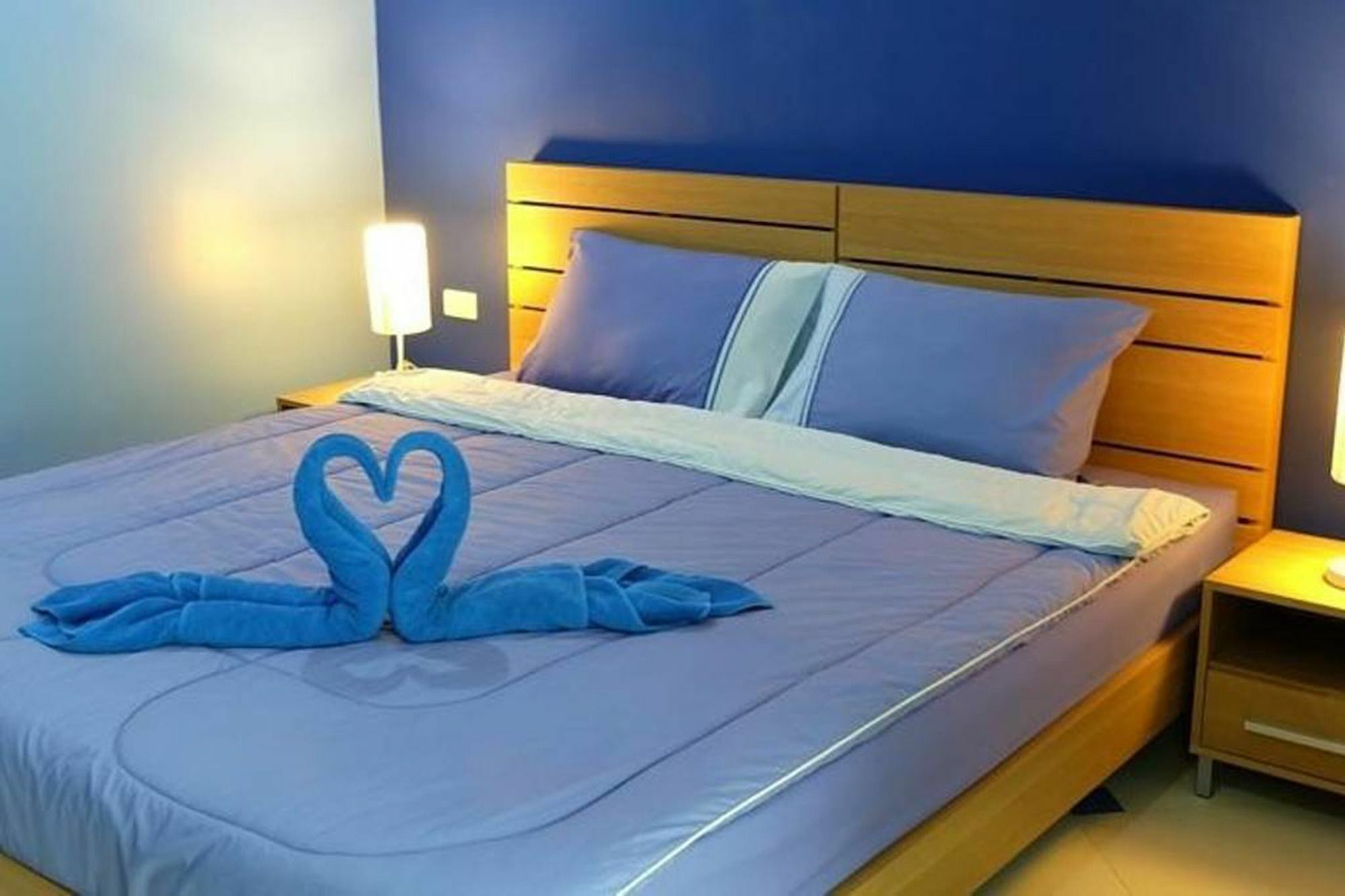 Condor Apartment Nai Harn ภายนอก รูปภาพ